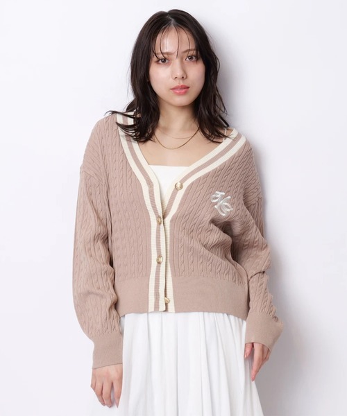 ケーブルゆるカーデ