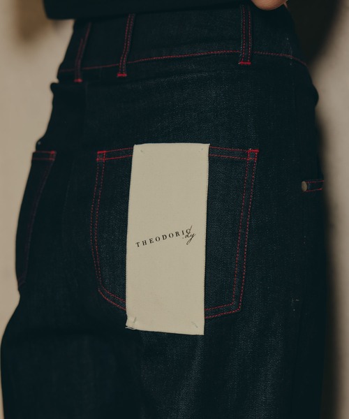 THEODORIC.dy(セオドリックディ)の「カフデザインデニム(サイズ有 / Cuffed Edge Denim(デニムパンツ・レディース・インディゴブルー/ブルー系その他・SMALL/MEDIUM)」の7枚目の写真