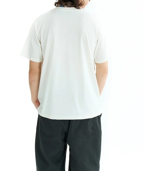 RVCA(ルーカ)の「RVCA メンズ BURN NOTICE SS Tシャツ 【2025年夏モデル】/ルーカ半袖ロゴTシャツ(Tシャツ/カットソー・メンズ・イエロー/スミクロ/バーガンディー/オフホワイト・LARGE/X-LARGE/SMALL/MEDIUM)」の7枚目の写真