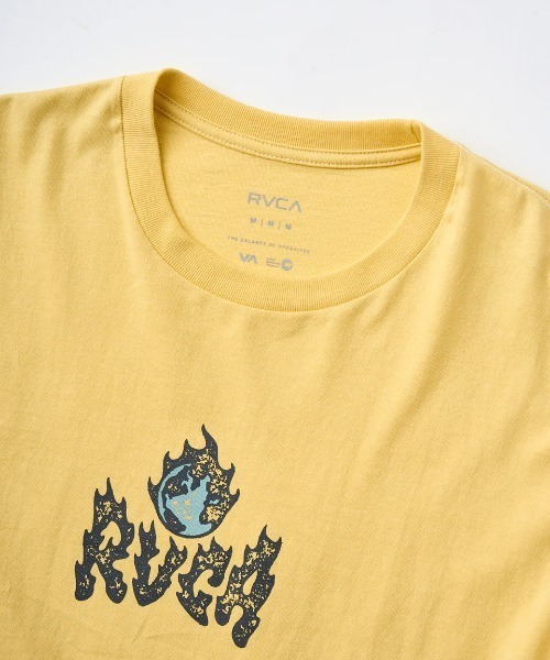 RVCA(ルーカ)の「RVCA メンズ BURN NOTICE SS Tシャツ 【2025年夏モデル】/ルーカ半袖ロゴTシャツ(Tシャツ/カットソー・メンズ・イエロー/スミクロ/バーガンディー/オフホワイト・LARGE/X-LARGE/SMALL/MEDIUM)」の12枚目の写真