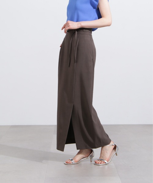 N.(N. Natural Beauty Basic)(エヌエヌナチュラルビューティーベーシック)の「ハイウエストラップスカート(スカート・レディース・ブラウン/ベージュ・MEDIUM)」の3枚目の写真