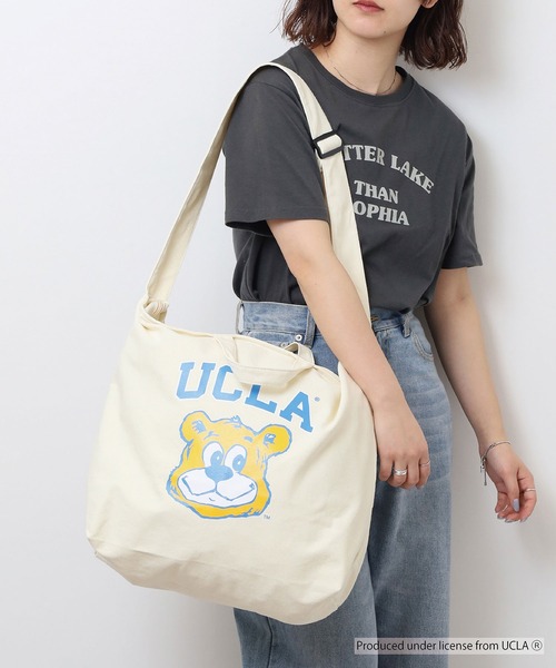 UCLA(ユーシーエルエー)の「UCLA 2WAY SHOUDER TOTE BAG カレッジ スマホポケット(ショルダーバッグ・メンズ・ナチュラル/ブラック・FREE)」の1枚目の写真