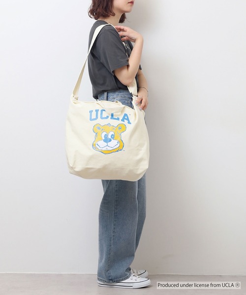 UCLA(ユーシーエルエー)の「UCLA 2WAY SHOUDER TOTE BAG カレッジ スマホポケット(ショルダーバッグ・メンズ・ナチュラル/ブラック・FREE)」の15枚目の写真