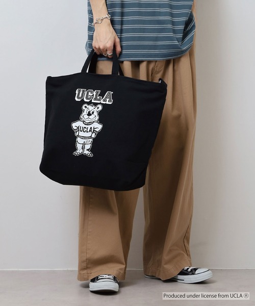 UCLA(ユーシーエルエー)の「UCLA 2WAY SHOUDER TOTE BAG カレッジ スマホポケット(ショルダーバッグ・メンズ・ナチュラル/ブラック・FREE)」の7枚目の写真