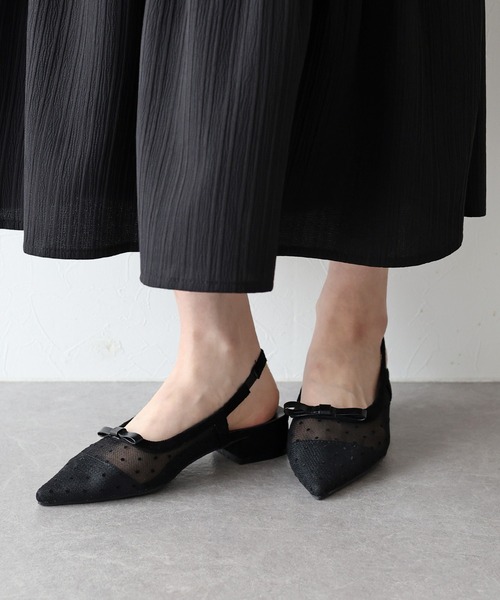 BLUEEAST（ブルーイースト）の「シアードットリボンパンプス（パンプス・レディース・ブラック/ベージュ・MEDIUM/LARGE）」の3枚目の写真