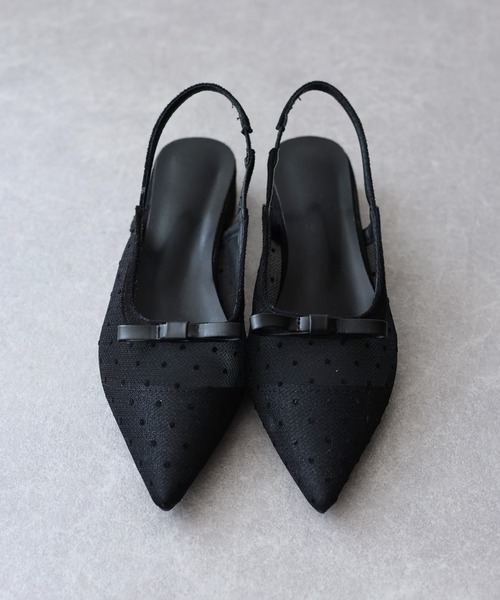 BLUEEAST（ブルーイースト）の「シアードットリボンパンプス（パンプス・レディース・ブラック/ベージュ・MEDIUM/LARGE）」の6枚目の写真