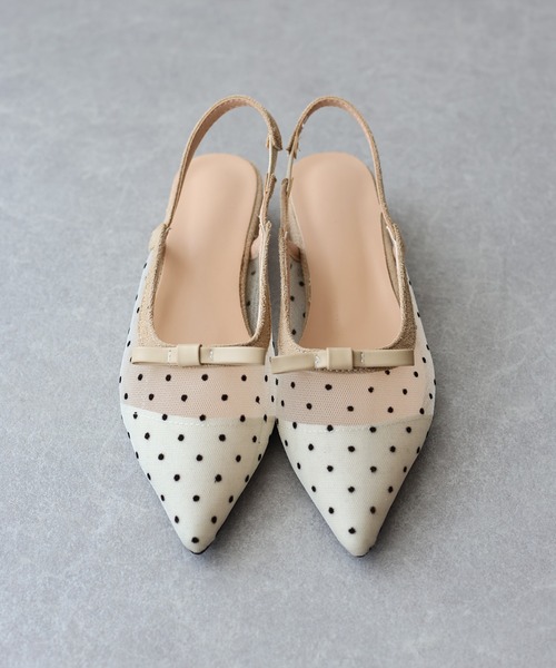 BLUEEAST（ブルーイースト）の「シアードットリボンパンプス（パンプス・レディース・ブラック/ベージュ・MEDIUM/LARGE）」の9枚目の写真