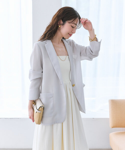 La boutique BonBon（ラブティックボンボン）の「【涼しく羽織れる】メッシュライトシングルジャケット（テーラードジャケット・レディース・ライトグレー/ネイビー・FREE）」の5枚目の写真