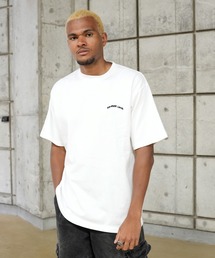 BASIS（ベイシス）の「SANDER LAND 9.1ozマグナムウェイト アーチ刺繍ロゴ ビッグシルエット 半袖Tシャツ（Tシャツ/カットソー）」