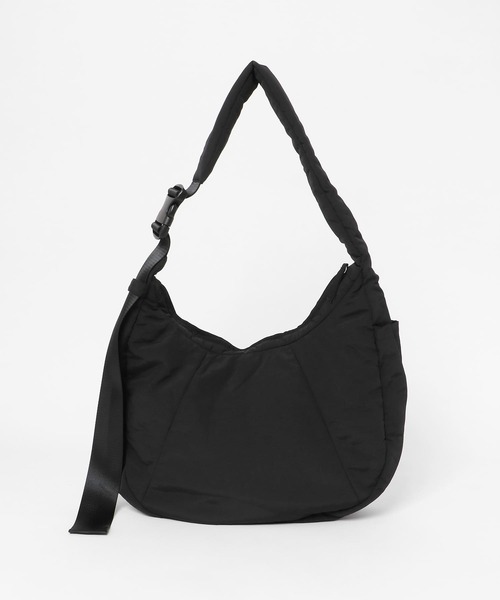 KBF（ケイビーエフ）の「パファーナイロンBAG（ショルダーバッグ・レディース・ブラック/アイボリー・ONE）」の14枚目の写真