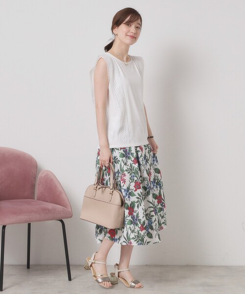 ITS'DEMO（イッツデモ）の「【洗濯機OK】ショルダーレースプルオーバー（Tシャツ/カットソー・レディース・ブラック/オフホワイト/ブルーグリーン/レッド系・00）」の19枚目の写真