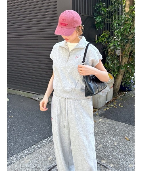 THROW by SLY（スローバイスライ）の「THROW MAYU KAKIHATA CAP キャップ（キャップ・レディース・バーガンディー/ブラック・FREE）」の3枚目の写真