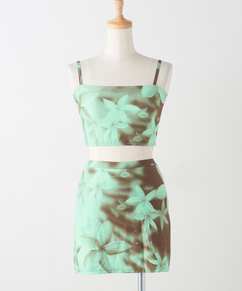 セール】PISCESS/パイシス Flower Splash Tube Top Skirt Set