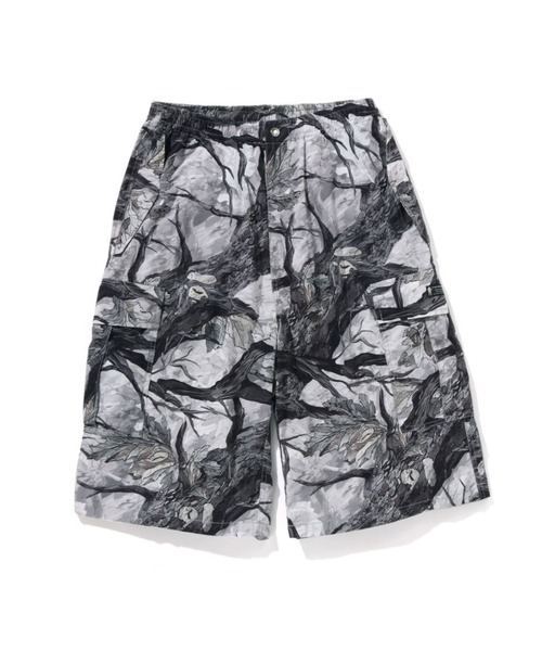 アベイシングエイプ　1ST CAMO 6ポケット　カーゴパンツ A BATHING APE（アベイシングエイプ）の「1ST CAMO 6 POCKET