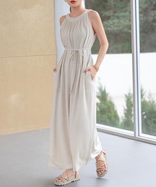 DAY CLOSET(デイ クローゼット)の「レディース 上品でレディな装いに。2WAYウエストマークオールインワンサロペット(サロペット/オーバーオール・レディース・ブラック/ベージュ/オフホワイト/チャコールグレー・M/L)」の2枚目の写真