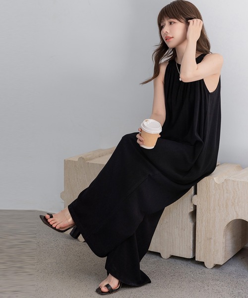 DAY CLOSET(デイ クローゼット)の「レディース 上品でレディな装いに。2WAYウエストマークオールインワンサロペット(サロペット/オーバーオール・レディース・ブラック/ベージュ/オフホワイト/チャコールグレー・M/L)」の15枚目の写真