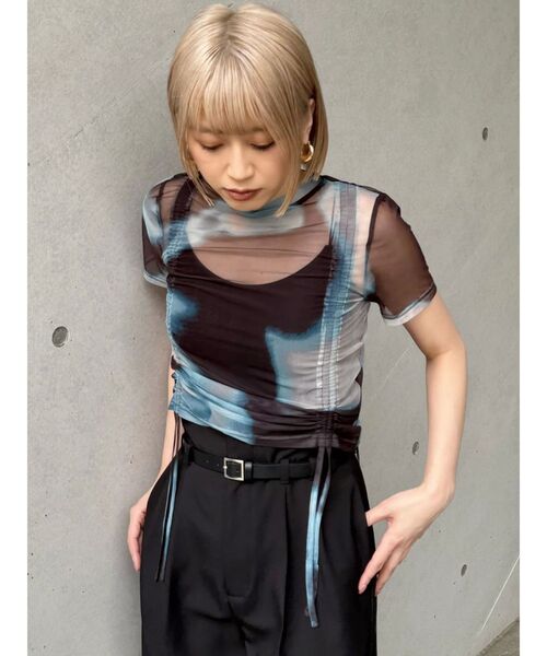 MURUA（ムルーア）の「グラデーションシアートップス（Tシャツ/カットソー・レディース・その他/ブラック・FREE）」の19枚目の写真