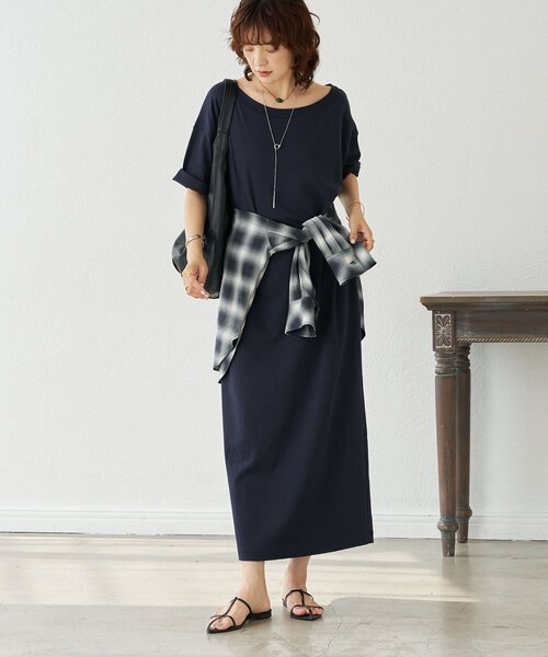 RIVE DROITE（リヴドロワ）の「【新色追加！】【MONN.:.(モン)】オープンネックワンピース（ワンピース・レディース・ブラック/チャコールグレー/ネイビー・36/38）」の3枚目の写真