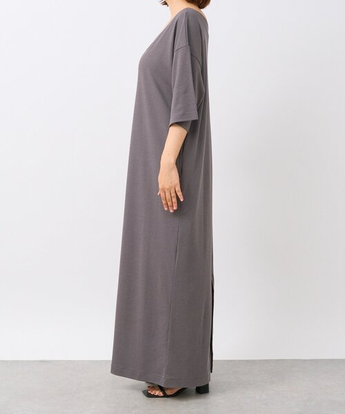 RIVE DROITE（リヴドロワ）の「【新色追加！】【MONN.:.(モン)】オープンネックワンピース（ワンピース・レディース・ブラック/チャコールグレー/ネイビー・36/38）」の6枚目の写真