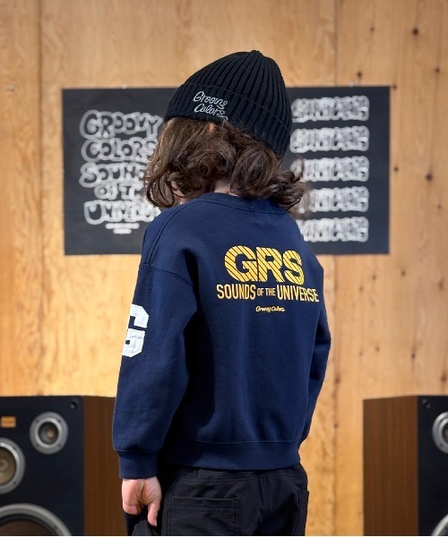 GROOVY COLORS（グルービーカラーズ）の「GRS SKATE DOG Sweat Shirt（スウェット・キッズ・グリーン/ネイビー・125/115）」の9枚目の写真