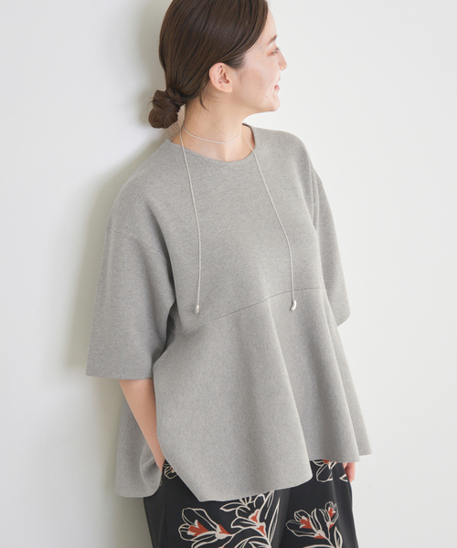 IENA（イエナ）の「Debussyペプラムプルオーバー（ニット/セーター・レディース・グレー/アイボリー・FREE）」の7枚目の写真