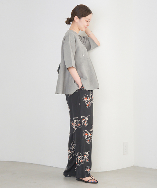 IENA（イエナ）の「Debussyペプラムプルオーバー（ニット/セーター・レディース・グレー/アイボリー・FREE）」の11枚目の写真