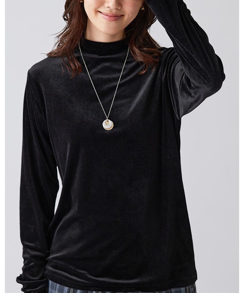 BELLUNA PLUS(ベルーナ)の「シアーベロア袖シャーリングプルオーバー(Tシャツ/カットソー・レディース・ブラック/グレー系その他/ワイン・LARGE/X-LARGE/MEDIUM)」の2枚目の写真