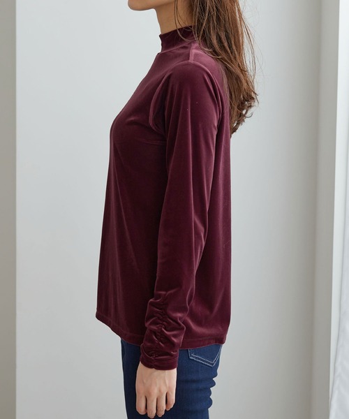 BELLUNA PLUS(ベルーナ)の「シアーベロア袖シャーリングプルオーバー(Tシャツ/カットソー・レディース・ブラック/グレー系その他/ワイン・LARGE/X-LARGE/MEDIUM)」の11枚目の写真
