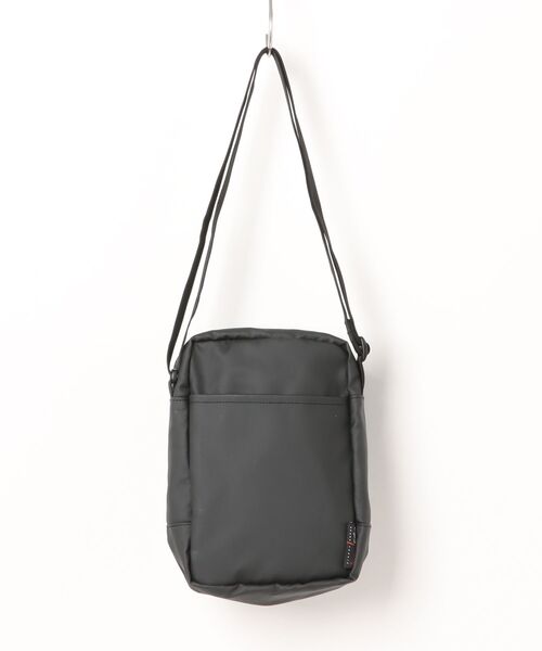 Mark Gonzales(マーク・ゴンザレス)の「【Mark Gonzales】マークゴンザレス タテミニショルダー 3L(ショルダーバッグ・メンズ・ブラック/ホワイト・FREE)」の3枚目の写真