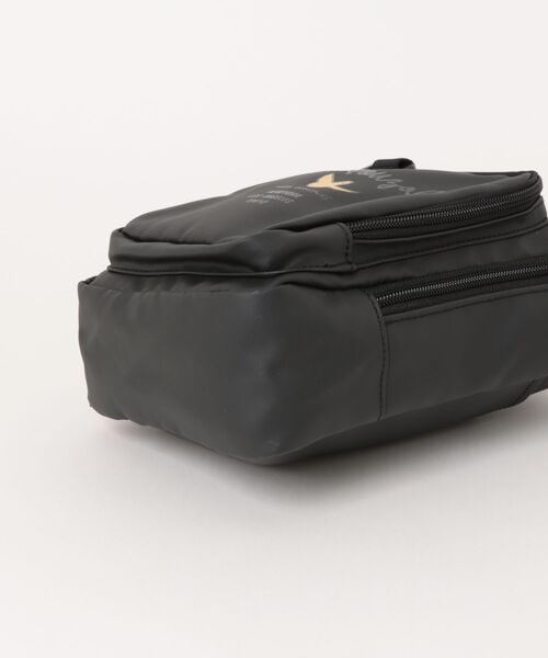 Mark Gonzales(マーク・ゴンザレス)の「【Mark Gonzales】マークゴンザレス タテミニショルダー 3L(ショルダーバッグ・メンズ・ブラック/ホワイト・FREE)」の4枚目の写真