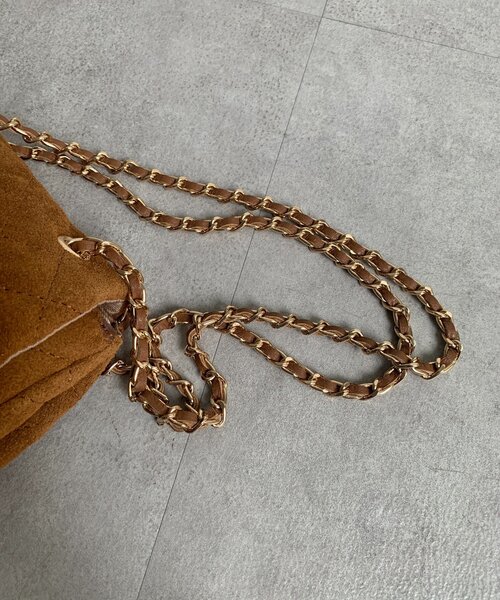 DouDou（ドゥドゥ）の「キルティングスウェードショルダー（ショルダーバッグ・レディース・グレー/キャメル・FREE）」の18枚目の写真