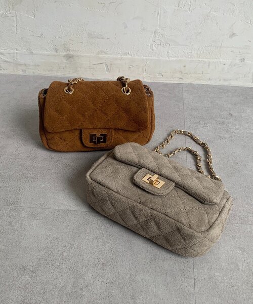 DouDou（ドゥドゥ）の「キルティングスウェードショルダー（ショルダーバッグ・レディース・グレー/キャメル・FREE）」の19枚目の写真