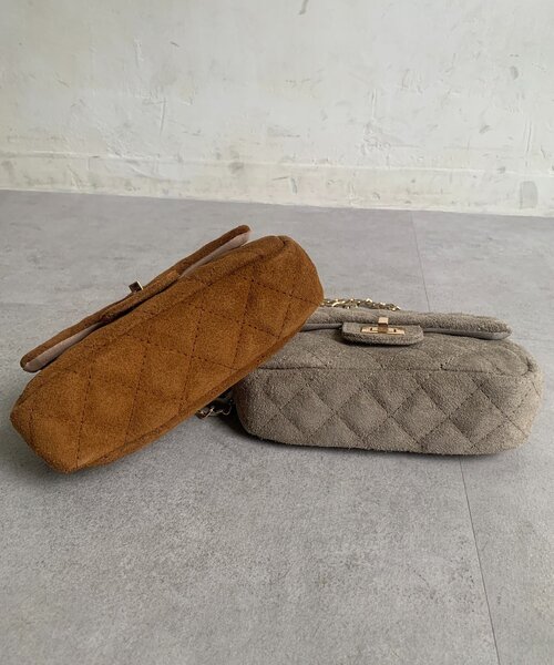 DouDou（ドゥドゥ）の「キルティングスウェードショルダー（ショルダーバッグ・レディース・グレー/キャメル・FREE）」の21枚目の写真