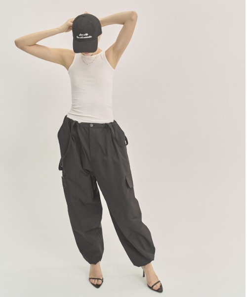 Muel Chic(ミュエルシック)の「Week tank top ウィークタンクトップ(タンクトップ・レディース・ブラック/ホワイト・FREE)」の9枚目の写真