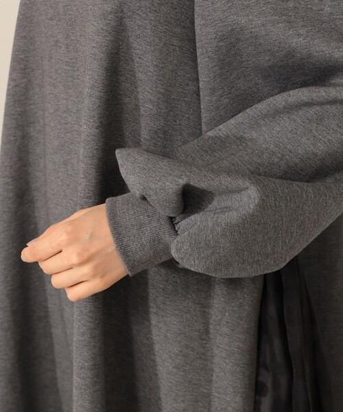 CAROLINA GLASER（カロリナ グレイサー）の「サイド異素材切り替え カットソーワンピース（ワンピース・レディース・ブラック/グレー・ONE SIZE）」の6枚目の写真