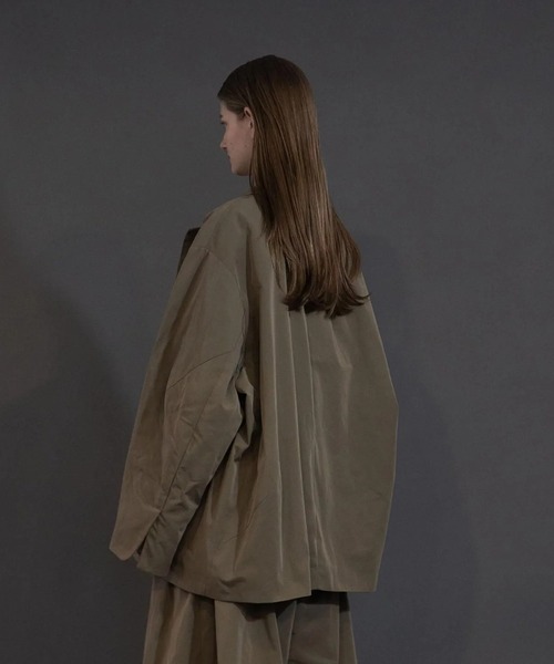 my beautiful landlet(マイビューティフルランドレット)の「【my beautiful landlet】 POLYESTER YARN DYED GABARDINE JACKET(テーラードジャケット・メンズ・ネイビー/ブラック/カーキ・0/1)」の8枚目の写真