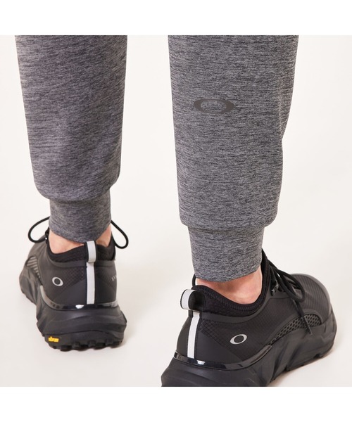 OAKLEY(オークリー)の「オークリー EN 3RDG SYNCHRONISM PANTS 7.7/パンツ/UPF50+/吸汗速乾/スポーツ・トレーニング/Oakley(その他パンツ・メンズ・ブラック/グレー・L/M/S/XL)」の12枚目の写真