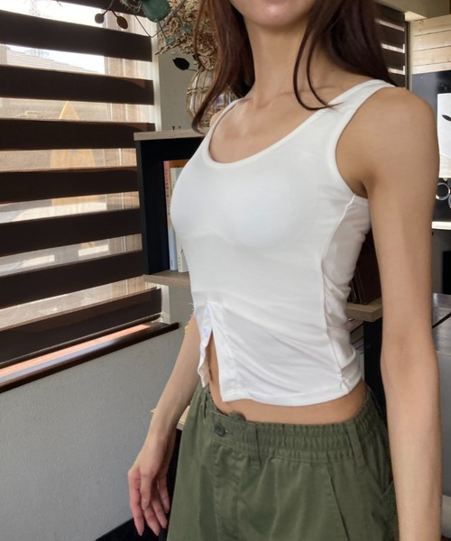 Loco Ocean(ロコオーシャン)の「ウエストボタンディテール 肌見せ Uネック タンクトップ 夏服(タンクトップ・レディース・ブラック/ホワイト/オレンジ・FREE)」の6枚目の写真