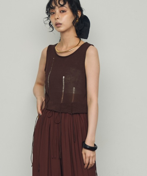 Trish（トリッシュ）の「麻タッチダメージニットベスト（ベスト・レディース・ブラウン/ベージュ・MEDIUM）」の2枚目の写真