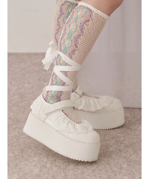 merry jenny（メリージェニー）の「フリルレースアップ厚底スニーカー（スニーカー・レディース・オフホワイト/ミント・MEDIUM/LARGE）」の6枚目の写真