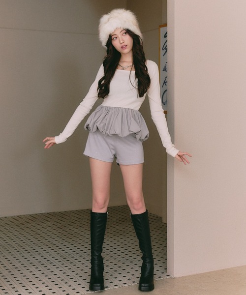 BLONDEY（ブロンディ）の「バックオープンリボンバルーンペプラム（Tシャツ/カットソー・レディース・ブラック/アイボリー・FREE）」の9枚目の写真