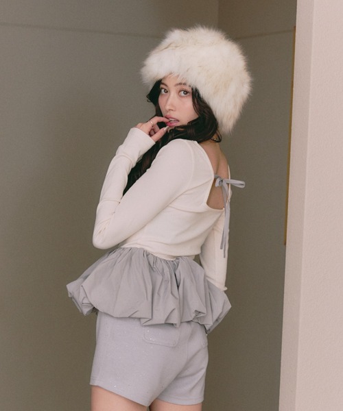 BLONDEY（ブロンディ）の「バックオープンリボンバルーンペプラム（Tシャツ/カットソー・レディース・ブラック/アイボリー・FREE）」の13枚目の写真