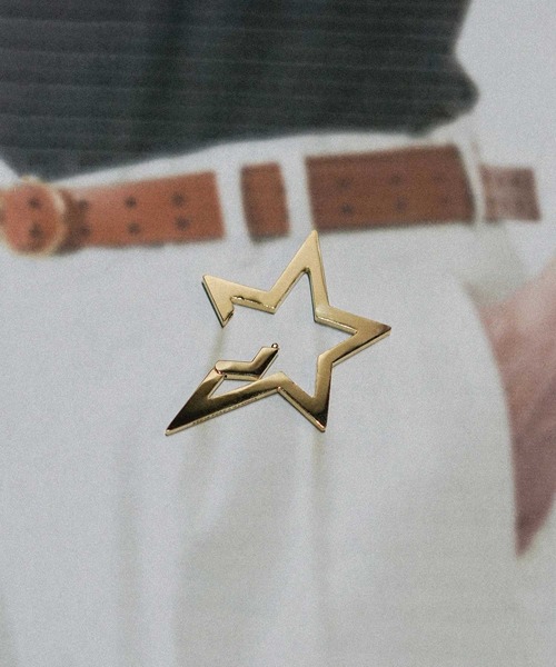 BED J.W. FORD（ベッドフォード）の「BED Star Carabiner（その他雑貨・メンズ・ゴールド/シルバー・FREE）」の2枚目の写真