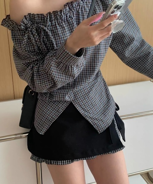 gossip！ロサンゼルス（ゴシップロサンゼルス）の「前後2way オフショルチェックパターントップス（シャツ/ブラウス・レディース・ブラウン/ネイビー・XL/L/M/S）」の6枚目の写真