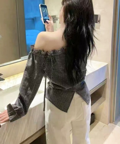 gossip！ロサンゼルス（ゴシップロサンゼルス）の「前後2way オフショルチェックパターントップス（シャツ/ブラウス・レディース・ブラウン/ネイビー・XL/L/M/S）」の20枚目の写真
