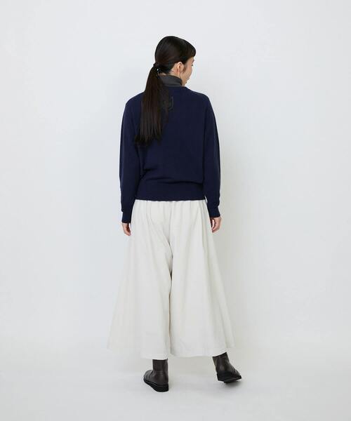 LOISIR(ロワズィール)の「インターシャニットプルオーバー(ニット/セーター・レディース・マスタード/ネイビー・FREE)」の7枚目の写真