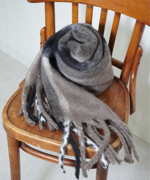 グレー 惑星デザイン マフラー フリンジ付き~~ ツイストフリンジマフラー（RED） - PINUE