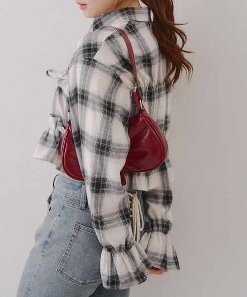 Another Branch olive des olive(アナザーブランチオリーブデオリーブ)の「胸リボンチェックシャツ(シャツ/ブラウス・レディース・ブルー/オフホワイト/スミクロ/ボルドー/アイボリー/ブラック・FREE)」の9枚目の写真