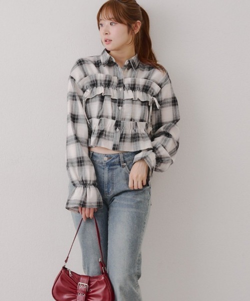 Another Branch olive des olive(アナザーブランチオリーブデオリーブ)の「胸リボンチェックシャツ(シャツ/ブラウス・レディース・ブルー/オフホワイト/スミクロ/ボルドー/アイボリー/ブラック・FREE)」の8枚目の写真