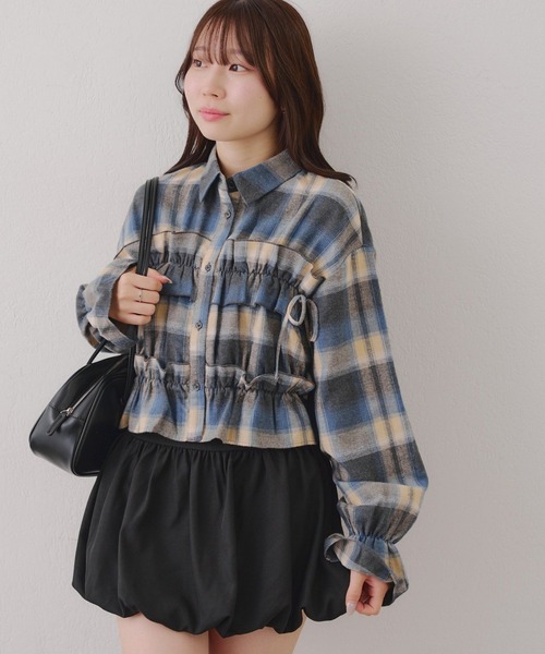 Another Branch olive des olive(アナザーブランチオリーブデオリーブ)の「胸リボンチェックシャツ(シャツ/ブラウス・レディース・ブルー/オフホワイト/スミクロ/ボルドー/アイボリー/ブラック・FREE)」の22枚目の写真